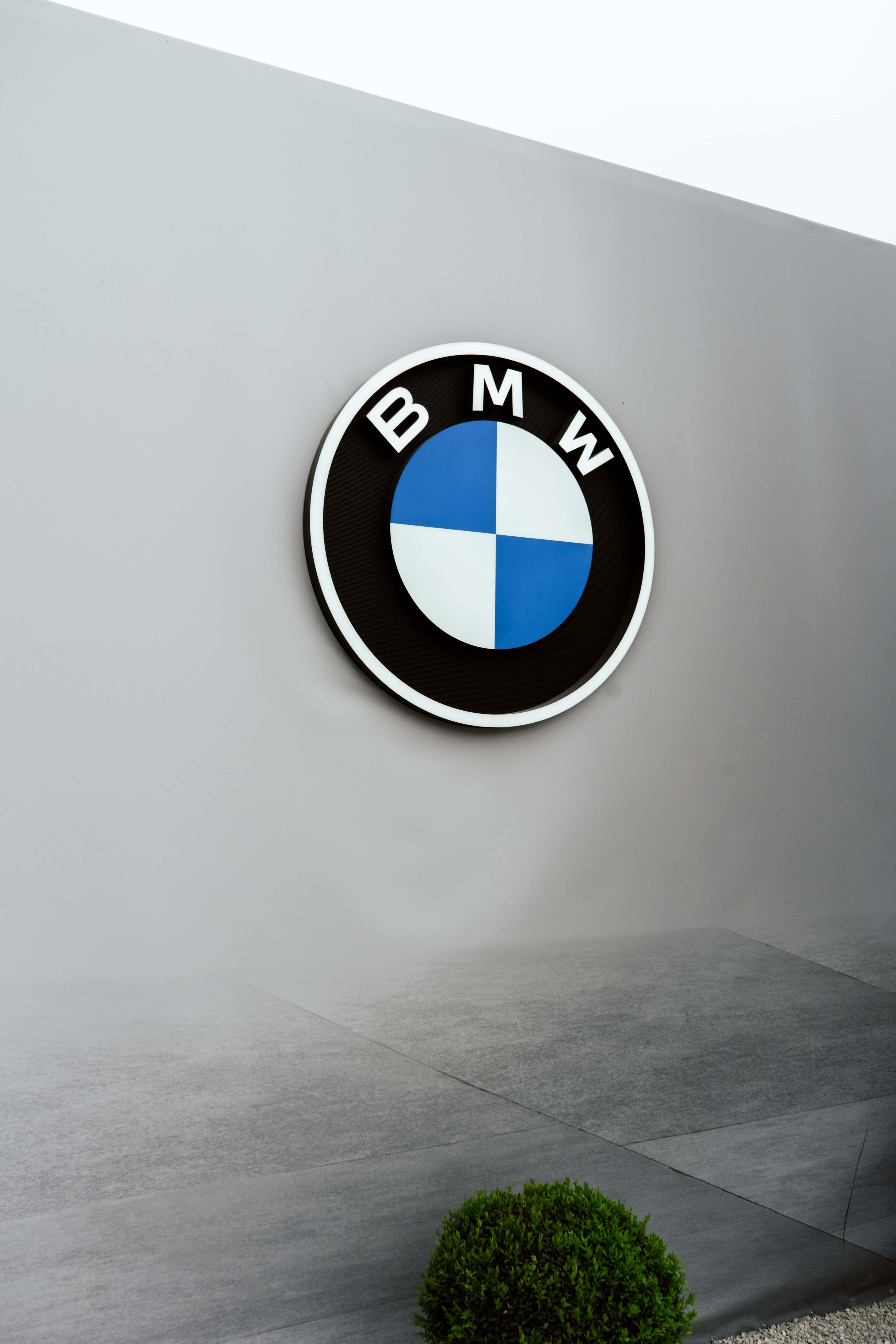 BMW M3 Competition front three-quarter view – aggressive kidney grille, flared arches, sharp lines embodying 2026 M design aggression and precision